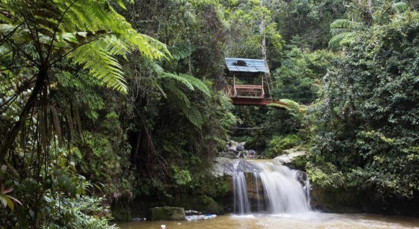 Krs Pines Hotel Cameron Highlands Esterno foto
