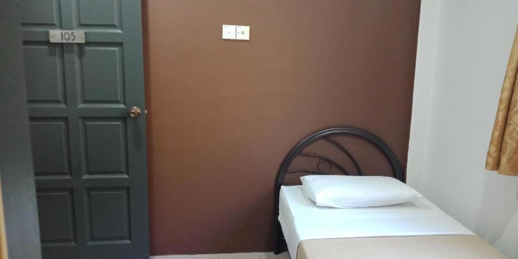 Krs Pines Hotel Cameron Highlands Esterno foto
