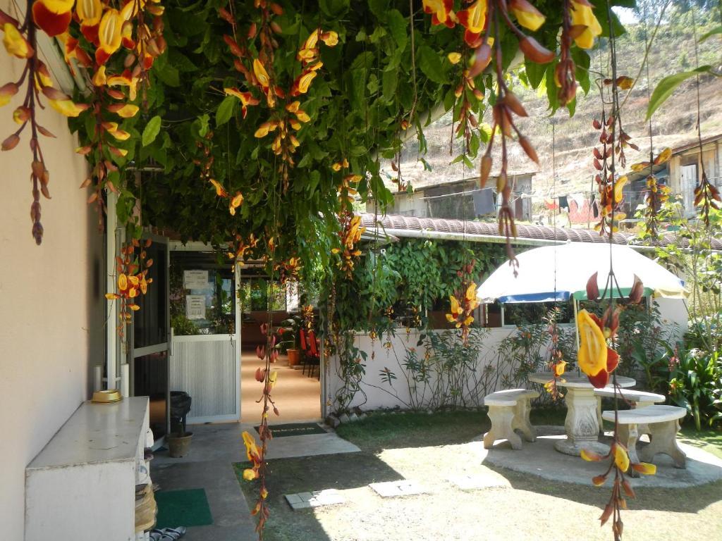 Krs Pines Hotel Cameron Highlands Esterno foto