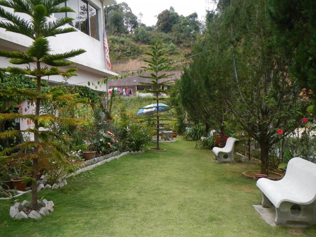 Krs Pines Hotel Cameron Highlands Esterno foto