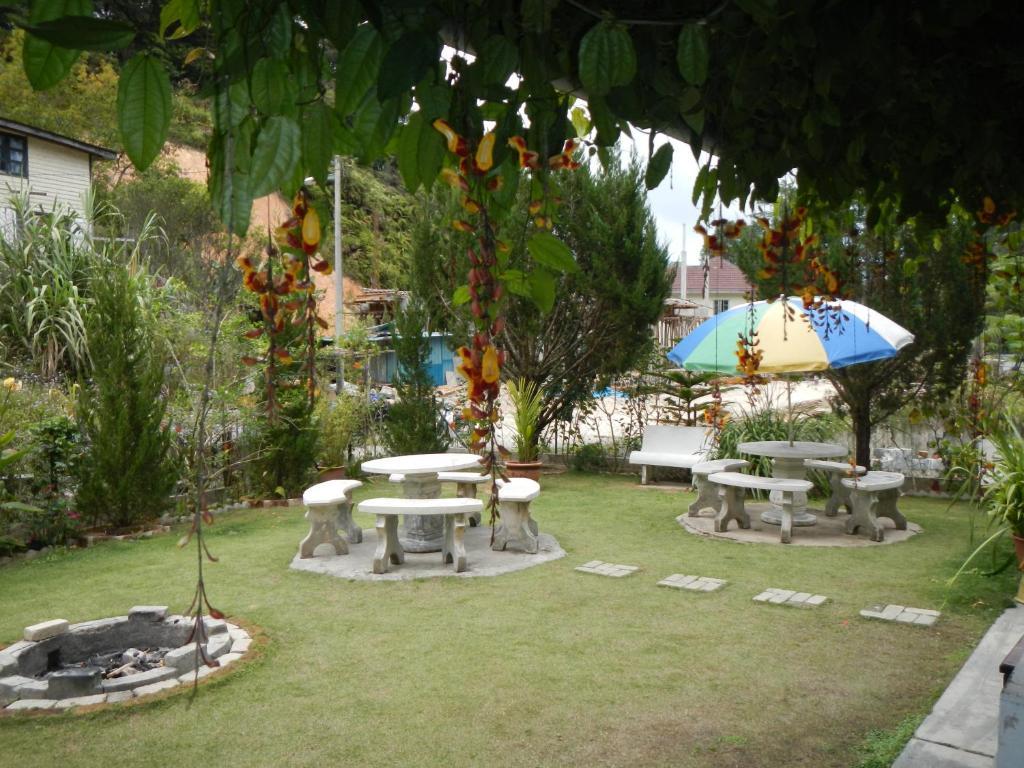 Krs Pines Hotel Cameron Highlands Esterno foto